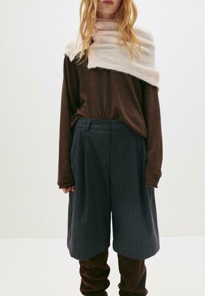 PINSTRIPE - BERMUDA - Shorts - dark grey