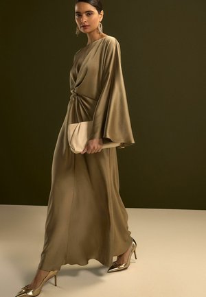 Next, REGULAR FIT - TWIST FRONT TEXTURE SATIN MAXI DRESS  . - Maxi šaty - champagne gold