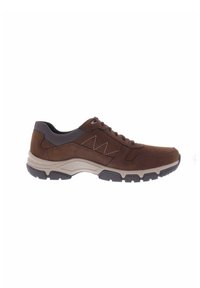 Braune Sneaker mit einem strukturierten Lederobermaterial, grauen Akzenten und einem gepolsterten Kragen. Verfügt über eine robuste Gummisohle mit Traktionsrillen.