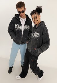 YOURTURN UNISEX - Sweater met rits - black