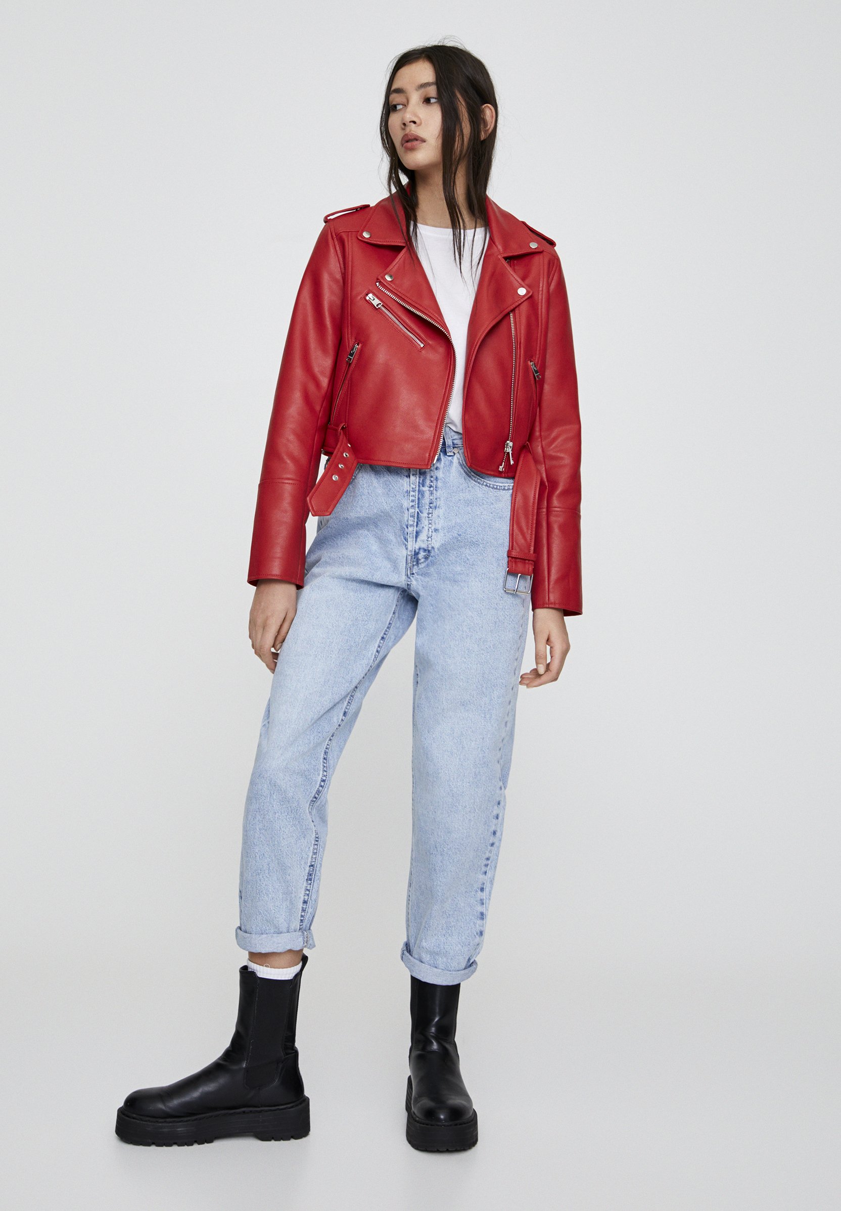 pull and bear red coat