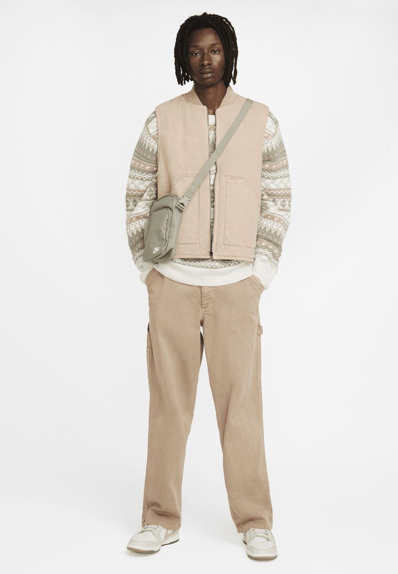 Nike Sportswear Bodywarmer beige