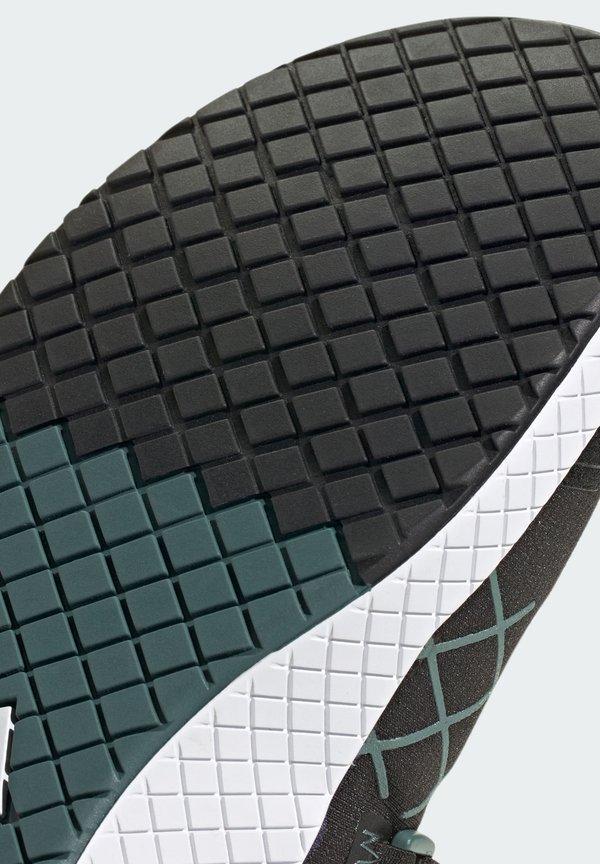 THE TOTAL WEIGHTLIFTING - Training shoe4