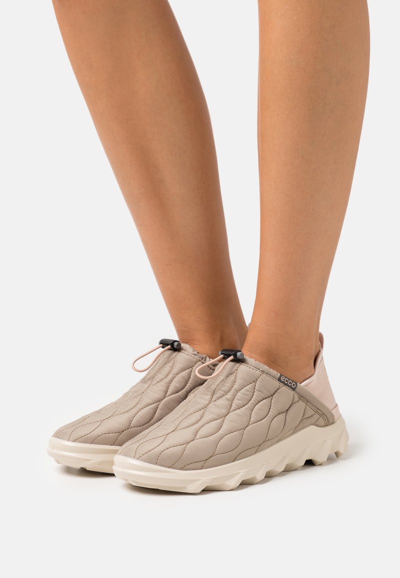 ecco slip on trainers