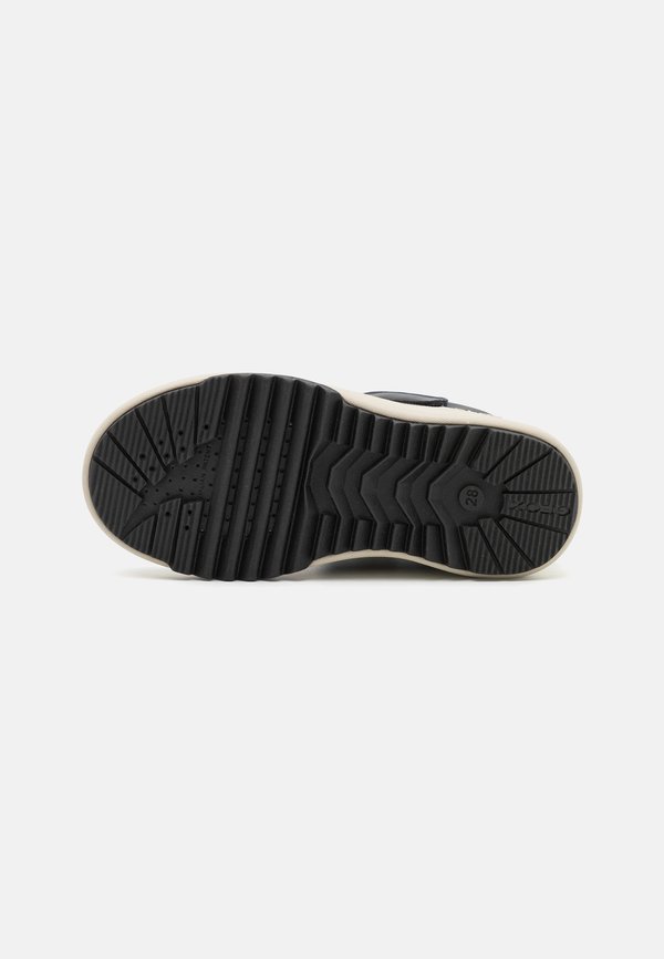 BUNSHEE BOY ABX – Schnürstiefelette