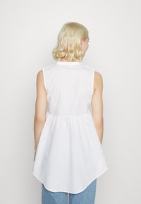 ONLY ONLANNA HIGH LOW  - Top - cloud dancer