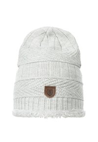 Knitted beanie in light gray with a textured pattern, featuring a faux fur trim at the bottom and a circular leather patch with a lion emblem.