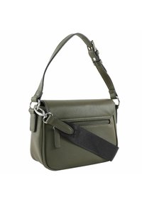 Borsa a mano in pelle verde con finitura strutturata, dotata di manico superiore e tracolla in tessuto nero rimovibile. Include una tasca frontale con zip.