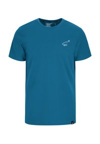 Teal katoenen T-shirt met een ronde hals, korte mouwen en een klein wit logo op de linkerborst. Etiket met logo zichtbaar aan de onderlinkerkant.