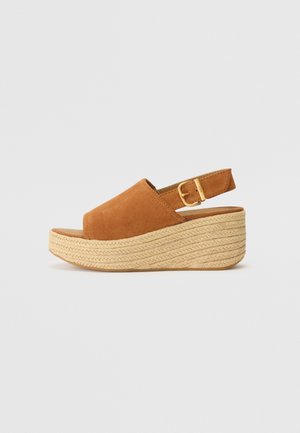 FitFlop Platåsandaler - brown
