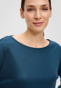 s.Oliver BLACK LABEL LANGARM MIT ÜBERSCHNITTENEN SCHULTERN - Langarmshirt - dunkles türkis