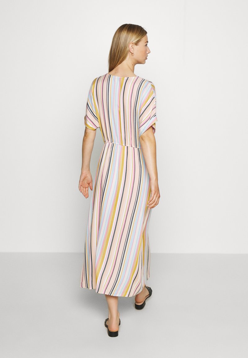 Nümph Kleid Gestreift Nümph Kleid Gestreift