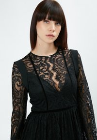 INFLUENCER Freizeitkleid - black
