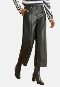 Non sélectionné, black