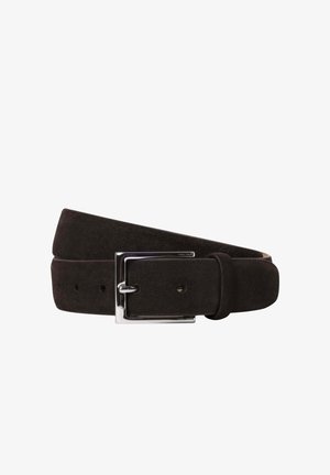 Ceinture en daim noir avec une boucle en métal argenté, une texture lisse, plusieurs trous pour ajustement et une extrémité arrondie.