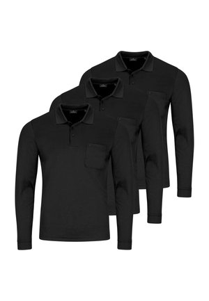 Tre sorte poloer med lange ærmer, kraver og brystlommer, arrangeret overlappende på en hvid baggrund.