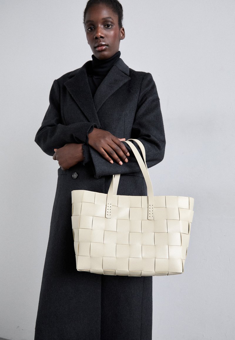 DRAGON DIFFUSION JAPAN TOTE - Ručna torba - pearl