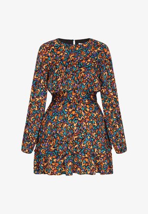 Pikkade varrukatega kleit mitmevärvilises abstraktse mustriga, kus on oranži, sinise, lilla ja musta tooni. Omab kogutud vööd ja kihilist ääre.