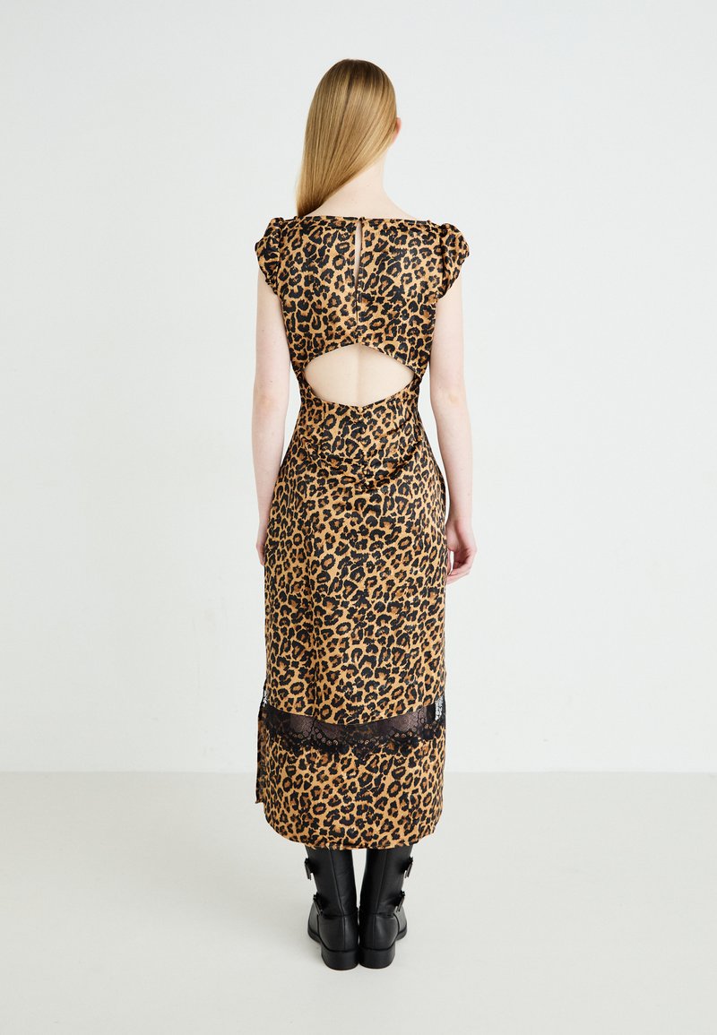 knee length dresses for ladies Josie Eyelet Floral Alessi Puff Sleeve Midi Dress main image 1