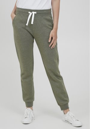 OXOLIVIA - Sweathose - Tracksuit bottoms - clim. ivy