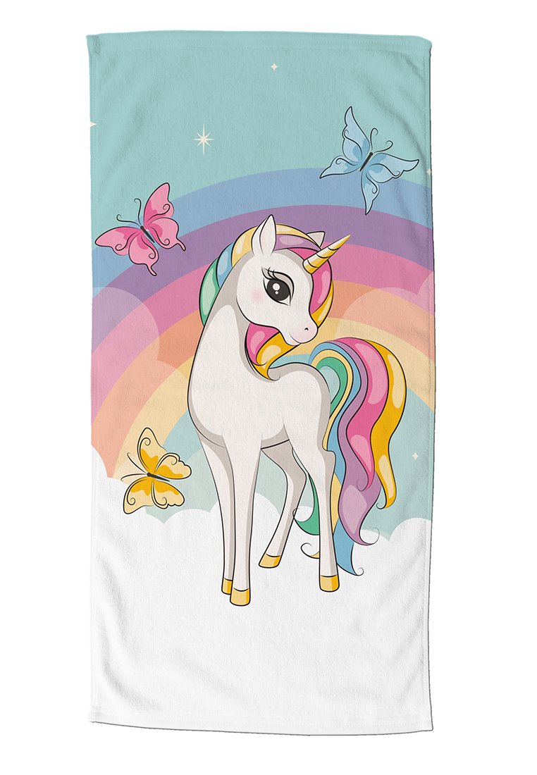 Kleurrijk eenhoornontwerp op een zachte pastelachtergrond. Bevat een regenboogzeem, vlinders en wolken. Materiaal is stof, ideaal voor decoratief gebruik.