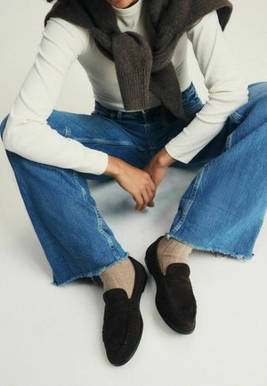 THE SET, CLASSIC RUCHED LOAFERS - Slip-ons - brown