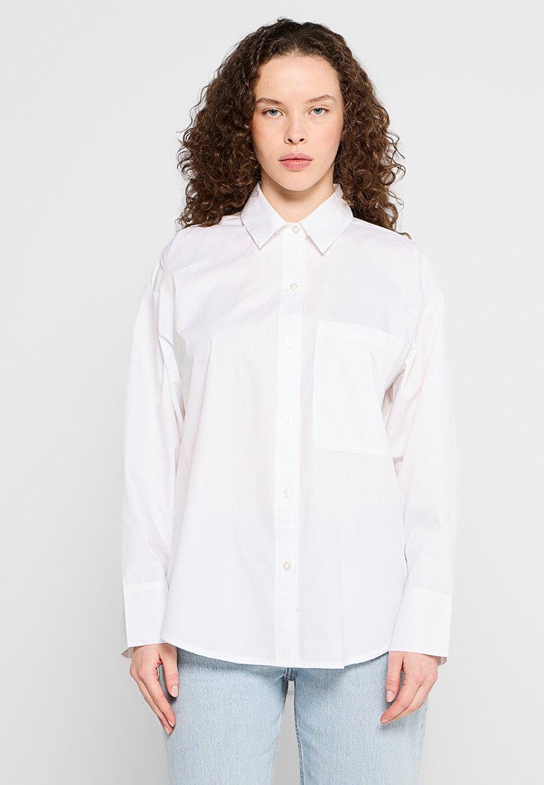 Abercrombie & Fitch Overhemdblouse wit Abercrombie & Fitch Overhemdblouse wit