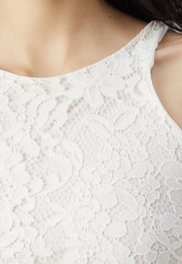 Vero Moda Tall VMMILA CROP - Top - snow white