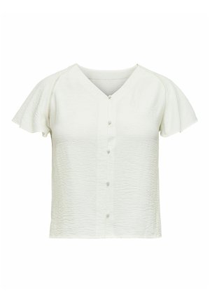 Bílá krátká halenka s krátkými rukávy, výstřihem do V, knoflíky potaženými látkou vpředu, volánkovými rukávy a jemným texturovaným vzorem látky.