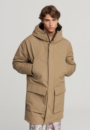 IMBOTTITO CON CAPPUCCIO E TASCONI - Cappotto invernale - beige