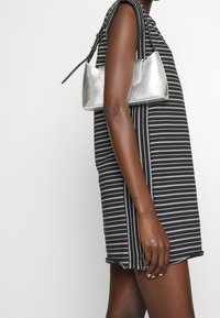 rag & bone Robe de jour - black