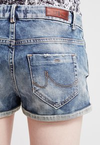 LTB JUDIE - Shorts vaqueros - elsa wash