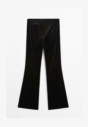 Pantaloni neri a palazzo realizzati in morbido velluto, con una cintura liscia e un design pulito e lineare senza tasche.