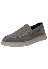 Zapatos grises tipo slip-on con un upper texturizado, hechos de ante, que cuentan con una suela de goma flexible y detalles de costura mínimos.