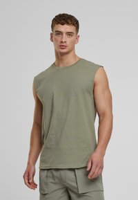 Urban Classics OPEN EDGE SLEEVELESS - Top - paleolive