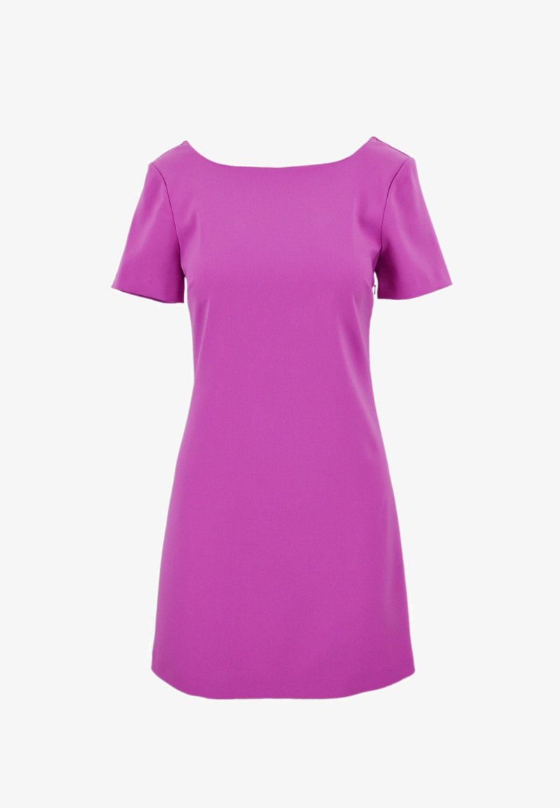 Krátké růžové šaty vyrobené z hladkého materiálu. Mají čtvercový výstřih a krátké rukávy, s přiléhavým střihem a bezešvou konstrukcí.