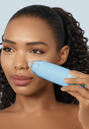 GESKE, MICRODERMABRASION BLACKHEAD REMOVER | 7 IN 1 - Skincare tool - aquamarine