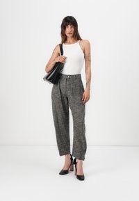 Pinko PASSIFLORA PANTALONE - Hlače - nero/marrone/bianco