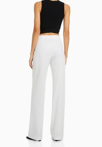 Bershka Kalhoty - white