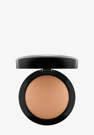 MAC MINERALIZE SKINFINISH NATURAL - Puder - give me sun!