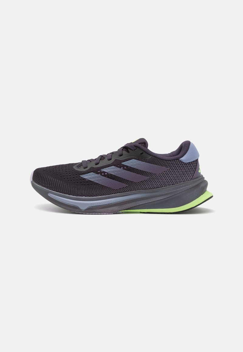 adidas Performance SUPERNOVA RISE - Chaussures de running sur route - aurora black/shadow violet/green spark