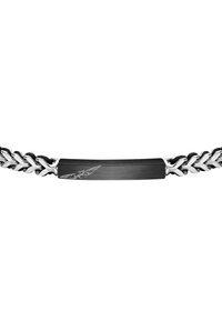 Bracciale in catena argentata chunky con una placca centrale nera opaca. Presenta dettagli inciso, finitura liscia e accenti neri intrecciati.