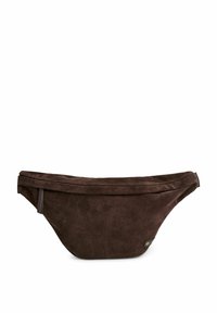 Pruun suede'ist vöökott, millel on sile tekstuur, kõver kuju, ülemine tõmblukk ja väike logo aktsent ees.