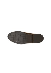 Chaussure en cuir marron avec un dessus lisse et une semelle en caoutchouc texturée présentant un motif en grille pour l'adhérence. Les chaussures ont un profil bas et aérodynamique.