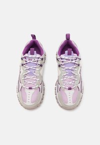 Fila RAY TRACER - Sneakers basse - gray violet/lavender fog