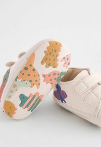 Next TWO STRAP PRAM  - Matalavartiset tennarit - cream dinosaur