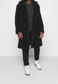 adidas Originals Mikina - black