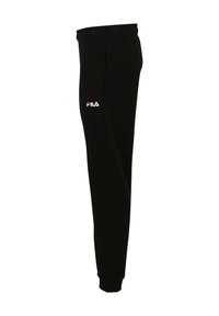 Pantalones de chándal negros de algodón con pierna ajustada, cinturilla elástica y logo de Fila en blanco, rojo y azul en el muslo izquierdo.