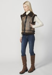 Koroshi Strukirani kaput - marron   brown