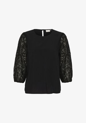 Čierny top s okrúhlym výstrihom, ktorý má dlhé, našité čipkované rukávy a malý otvárací detail na chrbte. Hladká tkanina na tele.
